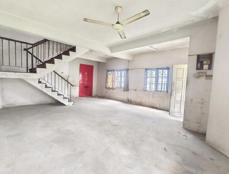 2-storey Terraced House for Sale in Taman Sungai Besi Indah (Seri Kembangan) - Danny Voon - Interior - PropertyGuru.com.my