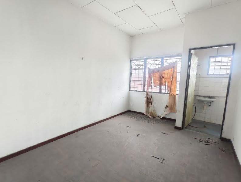 2-storey Terraced House for Sale in Taman Sungai Besi Indah (Seri Kembangan) - Danny Voon - Interior - PropertyGuru.com.my