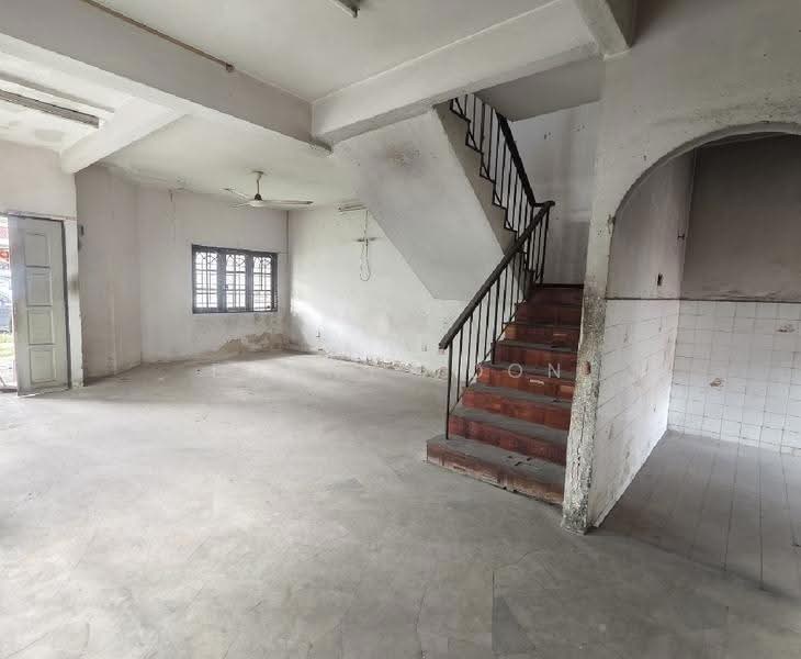 2-storey Terraced House for Sale in Taman Sungai Besi Indah (Seri Kembangan) - Danny Voon - Interior - PropertyGuru.com.my