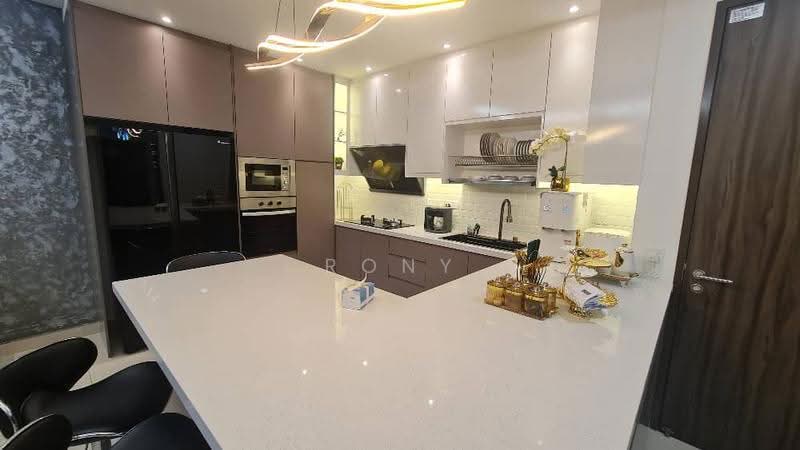 Service Residence for Sale at Henna Residence  @ The Quartz WM - Rony Yeo - Kitchen - PropertyGuru.com.my
