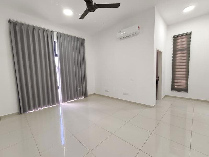 Rumah Kluster untuk Disewa di Johor Bahru (Johor) - YY Tey - Living Room - PropertyGuru.com.my