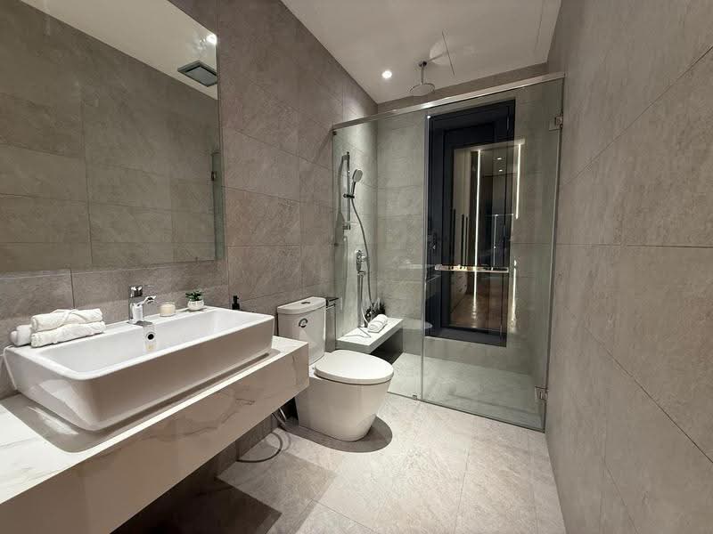 Kondominium untuk Dijual di Waterstone - Lim Eunice - Bathroom - PropertyGuru.com.my