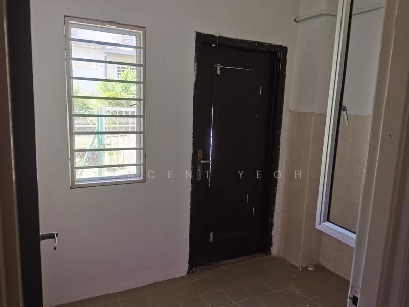 2-storey Terraced House for Sale in Kota Emerald (Rawang) - Vincent Yeoh - Entrance - PropertyGuru.com.my