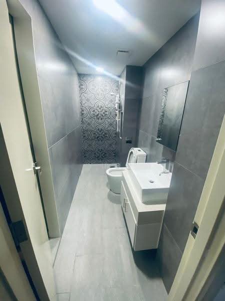 Kediaman Servis untuk Dijual di Arte Mont Kiara - Yubi Leong - Bathroom - PropertyGuru.com.my