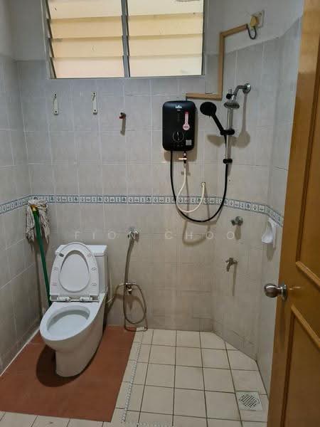 1-storey Terraced House for Rent in Taman Impian Emas (Skudai) - Fion Choo - Bathroom - PropertyGuru.com.my