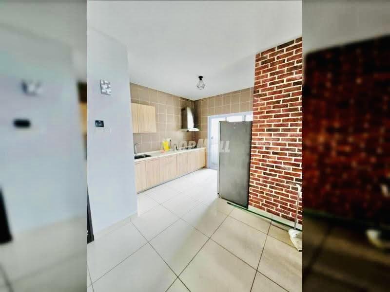 Kondominium untuk Disewa di Aurora Residence @ Lake Side City - Erin Yusof - Kitchen - PropertyGuru.com.my