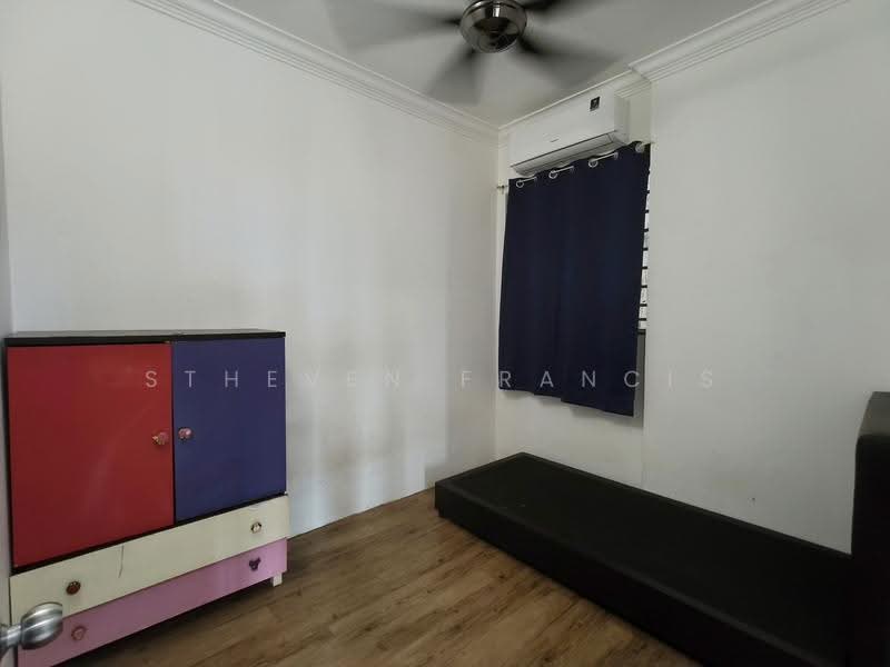 Kediaman Servis untuk Disewa di Amara - Stheven Francis - Bedroom - PropertyGuru.com.my
