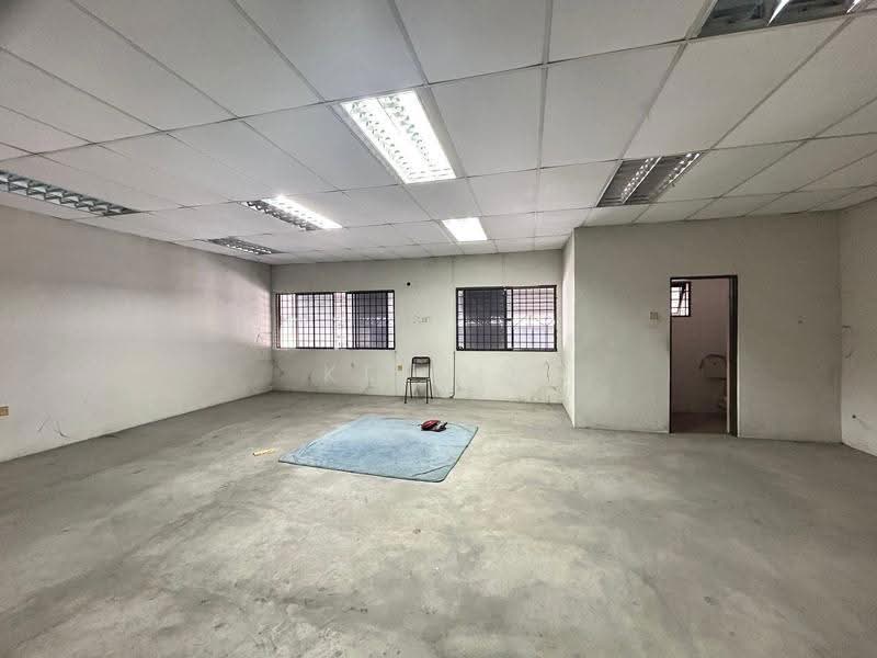 Semi-D Factory for Rent in Ipoh (Perak) - Kelvin Chong - Interior - PropertyGuru.com.my