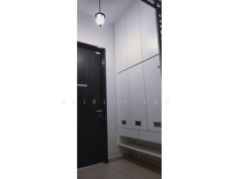 Kondominium untuk Dijual di Zefer Hill Residence - Shirley Tan - Foyer - PropertyGuru.com.my