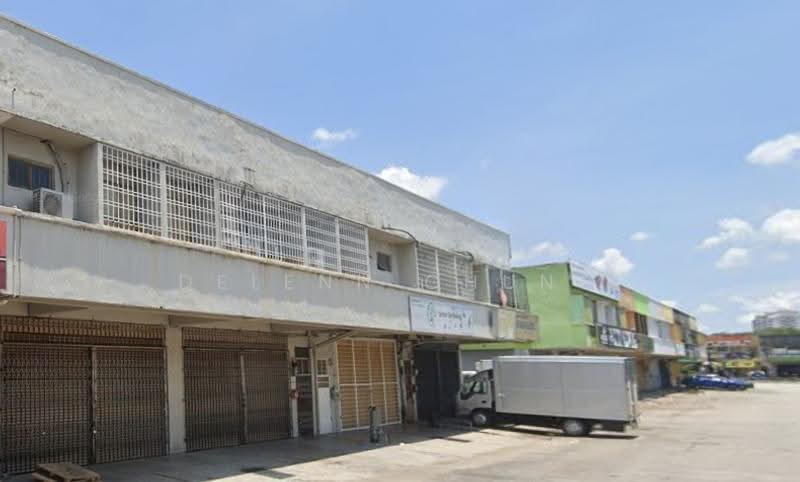 Kilang Teres untuk Disewa di Taman Perindustrian Puchong Utama (Puchong) - Delenn Chung - Exterior - PropertyGuru.com.my