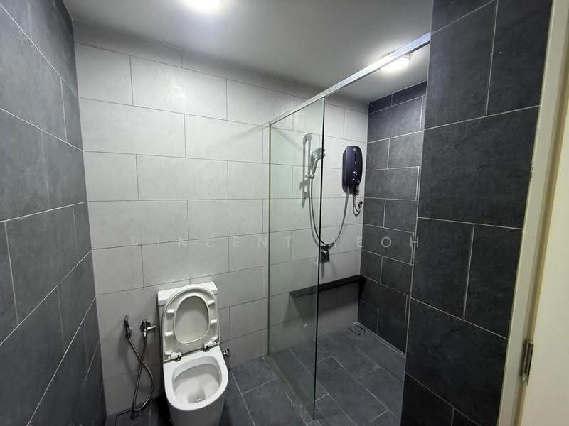Kediaman Servis untuk Dijual di Paisley @ Tropicana Metropark - Vincent Yeoh - Bathroom - PropertyGuru.com.my