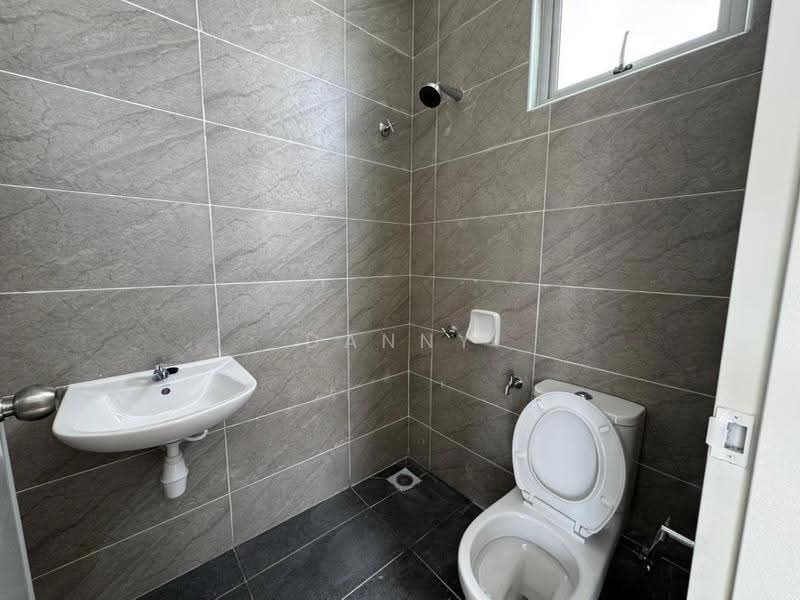 Cluster House for Rent in Kangkar Pulai (Skudai) - Danny Yap - Bathroom - PropertyGuru.com.my