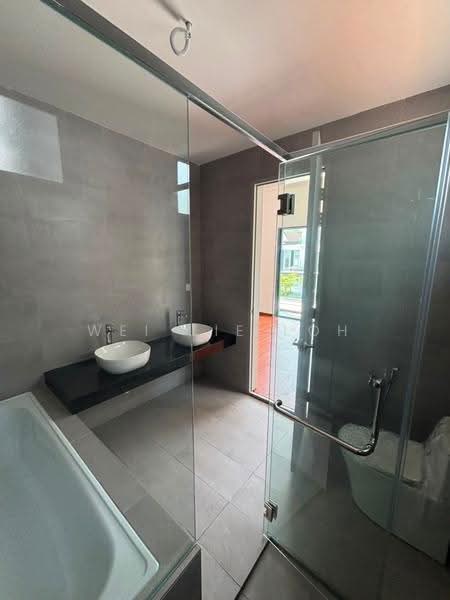Rumah Berkembar untuk Dijual di Ampang (Selangor) - Wei Jie Loh - Bathroom - PropertyGuru.com.my