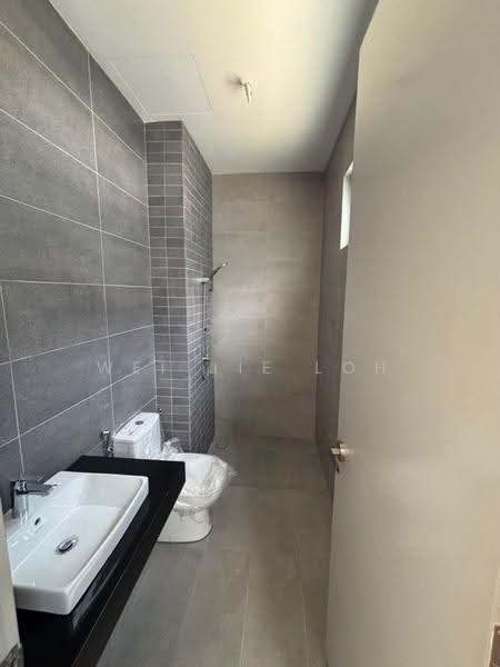 Rumah Berkembar untuk Dijual di Ampang (Selangor) - Wei Jie Loh - Bathroom - PropertyGuru.com.my