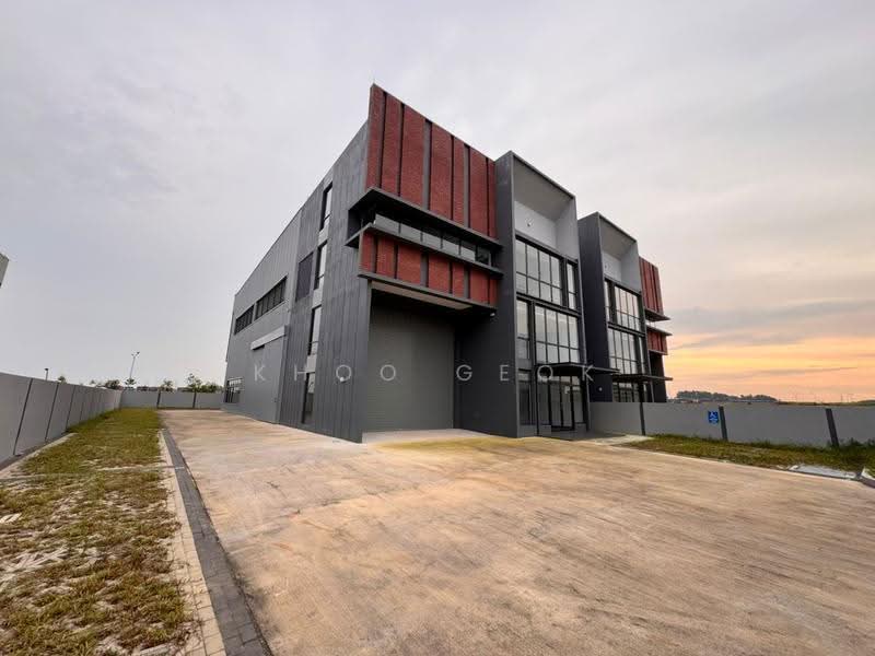 Factory for Rent in Elmina (Shah Alam) - KHOO GEOK SHIM - Exterior - PropertyGuru.com.my