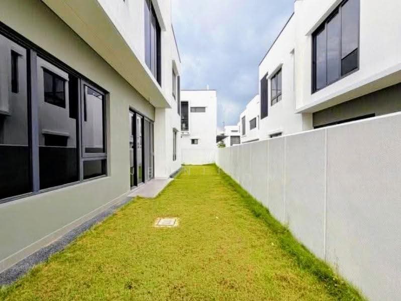 Semi-Detached House for Sale in Bandar Gamuda Gardens (Rawang) - Jennifer Teo - Exterior - PropertyGuru.com.my