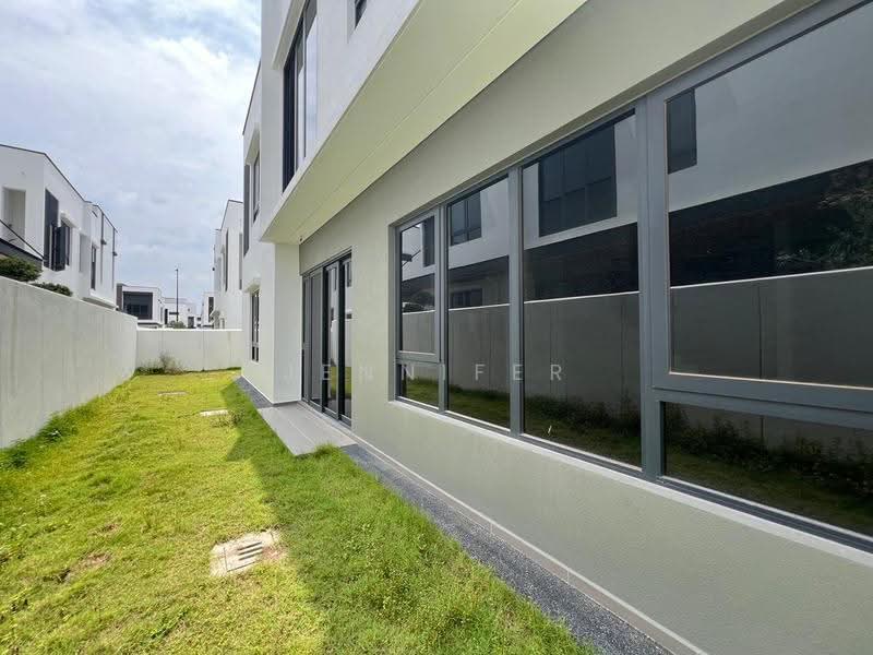 Semi-Detached House for Sale in Bandar Gamuda Gardens (Rawang) - Jennifer Teo - Exterior - PropertyGuru.com.my