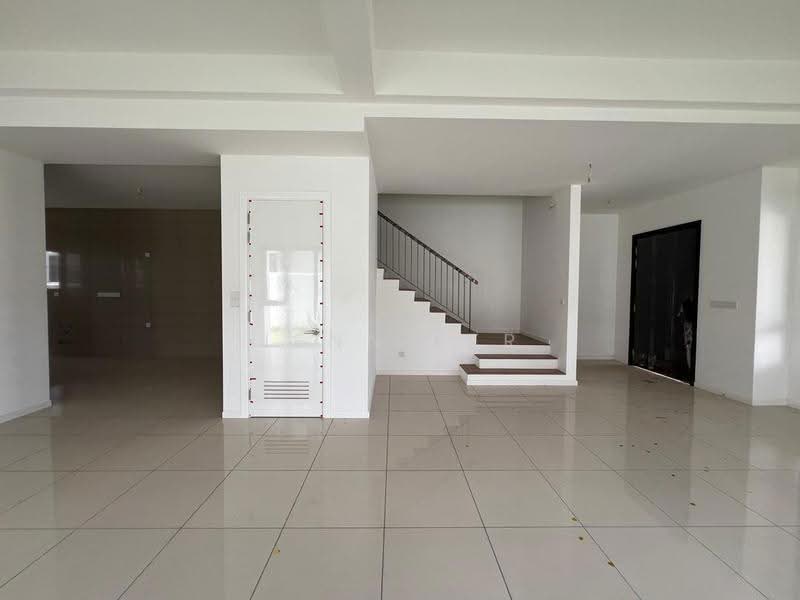 Semi-Detached House for Sale in Bandar Gamuda Gardens (Rawang) - Jennifer Teo - Interior - PropertyGuru.com.my