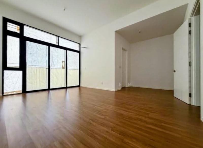 Semi-Detached House for Sale in Bandar Gamuda Gardens (Rawang) - Jennifer Teo - Living Room - PropertyGuru.com.my