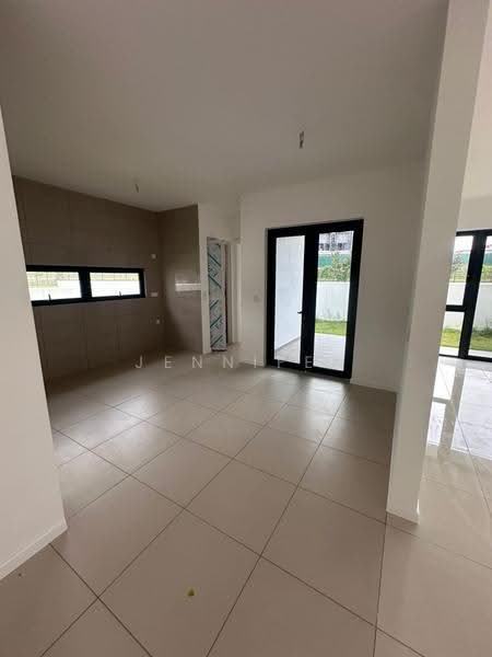 Semi-Detached House for Sale in Bandar Gamuda Gardens (Rawang) - Jennifer Teo - Interior - PropertyGuru.com.my