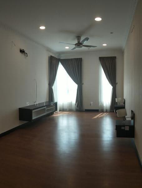 Kondominium untuk Disewa di Zefer Hill Residence - Shirley Tan - Living Room - PropertyGuru.com.my