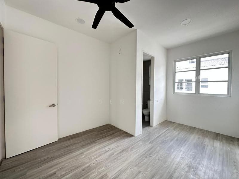 2-storey Terraced House for Sale in Bandar Country Homes (Rawang) - Steven Lee - Interior - PropertyGuru.com.my