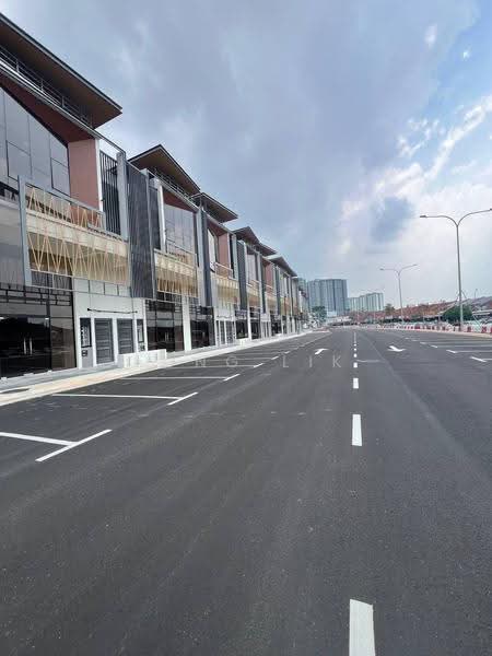 Shop for Rent in Bukit Indah (Iskandar Puteri (Nusajaya)) - Fong Lik - Exterior - PropertyGuru.com.my