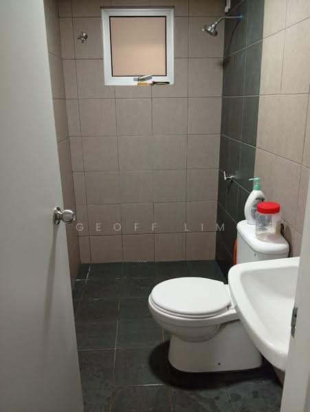 Kondominium untuk Disewa di Residensi Dutamas Dahlia - Geoff Lim - Bathroom - PropertyGuru.com.my