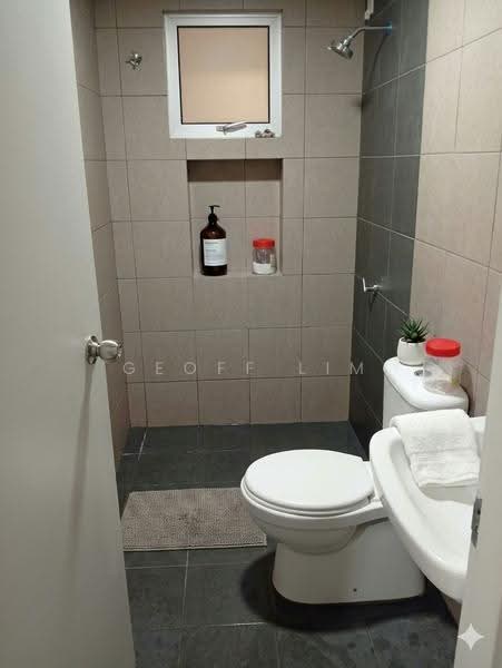 Kondominium untuk Disewa di Residensi Dutamas Dahlia - Geoff Lim - Bathroom - PropertyGuru.com.my