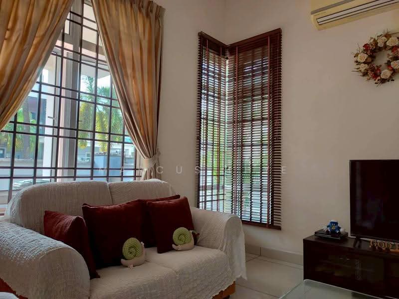Cluster House for Sale in Taman Nusa Bestari (Iskandar Puteri (Nusajaya)) - Marcus Thye - Living Room - PropertyGuru.com.my