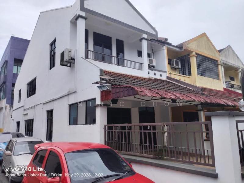 2-storey Terraced House for Rent in Taman Perling (Perling) - Dominic Chow - Exterior - PropertyGuru.com.my