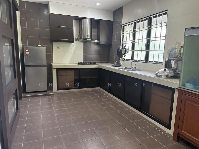 Semi-Detached House for Sale in Taman Seri Songket (Batu Berendam) - Ching Linn Sei - Kitchen - PropertyGuru.com.my