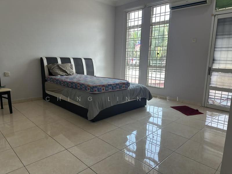 Semi-Detached House for Sale in Taman Seri Songket (Batu Berendam) - Ching Linn Sei - Bedroom - PropertyGuru.com.my
