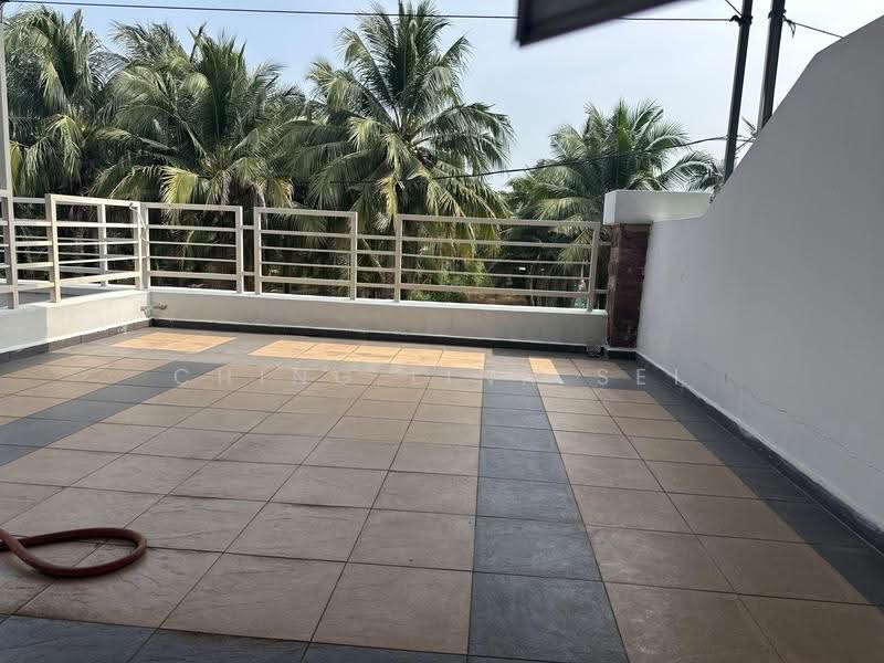 Semi-Detached House for Sale in Taman Seri Songket (Batu Berendam) - Ching Linn Sei - Balcony - PropertyGuru.com.my