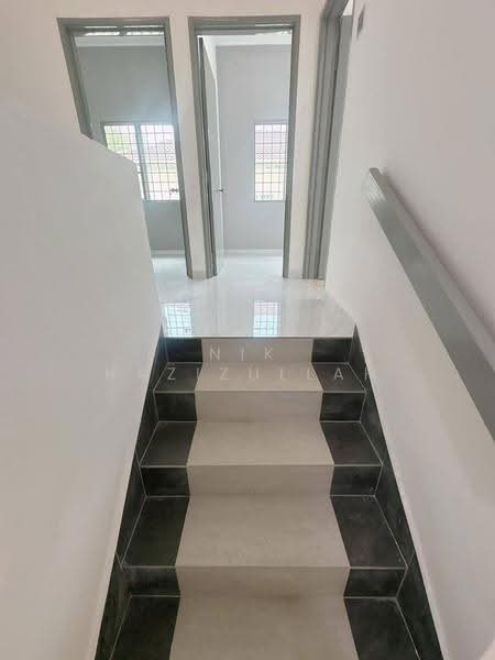 2-storey Terraced House for Sale in Bandar Tasik Puteri (Rawang) - Nik Hazizullah - PropertyGuru.com.my