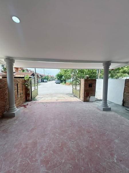 2-storey Terraced House for Sale in Bandar Tasik Puteri (Rawang) - Nik Hazizullah - PropertyGuru.com.my