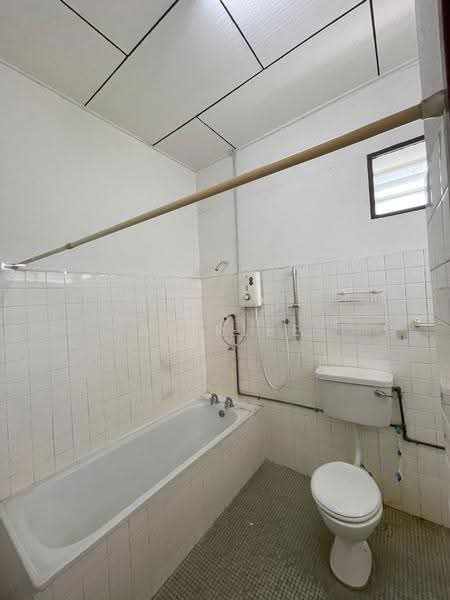 Semi-Detached House for Sale in George Town (Penang) - Airrlee Lim - Bathroom - PropertyGuru.com.my