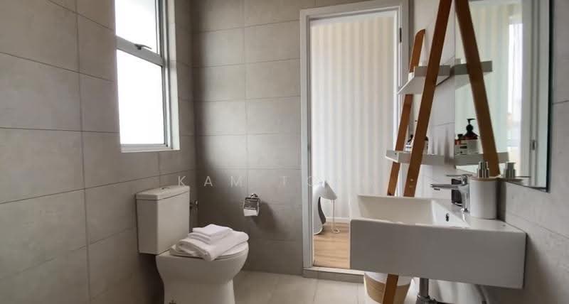 Terraced House for Rent in Tamansari (Rawang) - Kam Tong - Bathroom - PropertyGuru.com.my