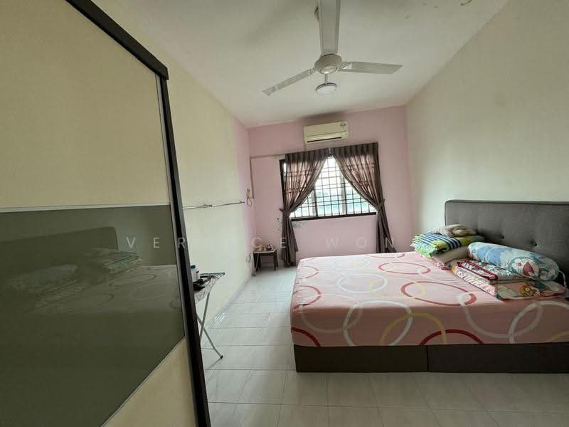 Pangsapuri untuk Dijual di Idaman Senibong - Vernice Wong - Bedroom - PropertyGuru.com.my