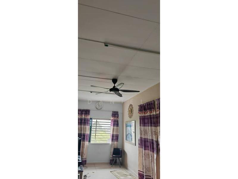 Flat for Sale at Seri Pulai - Daniel Yong - Living Room - PropertyGuru.com.my