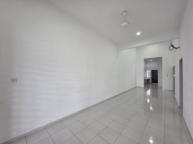 1-storey Terraced House for Rent in Bandar Meru Raya (Ipoh) - PENNY CHEN - Living Room - PropertyGuru.com.my