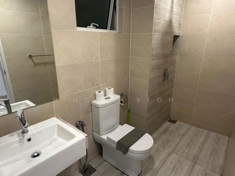 Service Residence for Sale at Windmill upon Hills - Vincent Yeoh - Bathroom - PropertyGuru.com.my