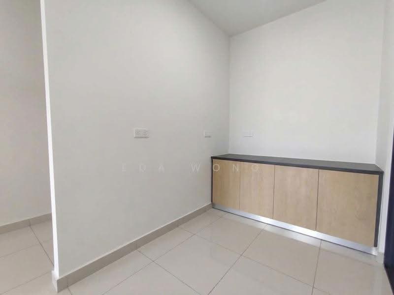 Service Residence for Sale at LakePark Residence @ KL North - Eda Wong - Interior - PropertyGuru.com.my