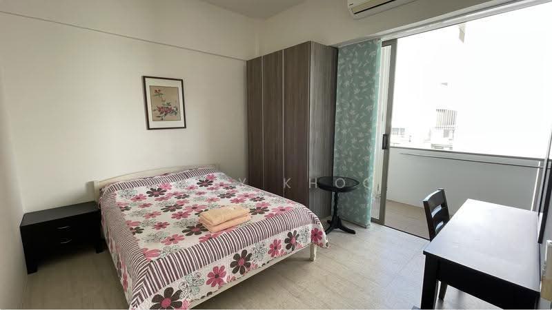 Kondominium untuk Dijual di By The Sea - Gary Khoo - Bedroom - PropertyGuru.com.my