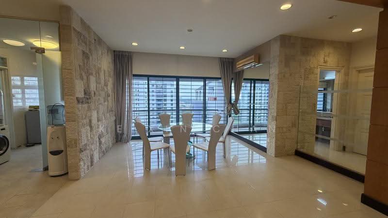 Kondominium untuk Dijual di The Straits View Condominium - Ke Xin Chan - Dining Room - PropertyGuru.com.my