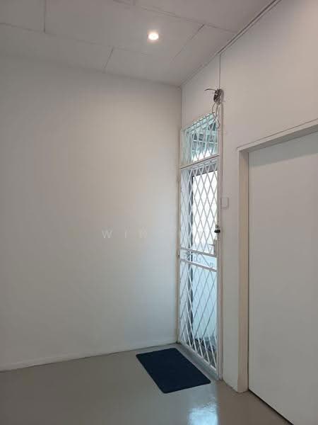 Shop for Sale in Taman Ungku Tun Aminah (Skudai) - Winson Tan - Entrance - PropertyGuru.com.my
