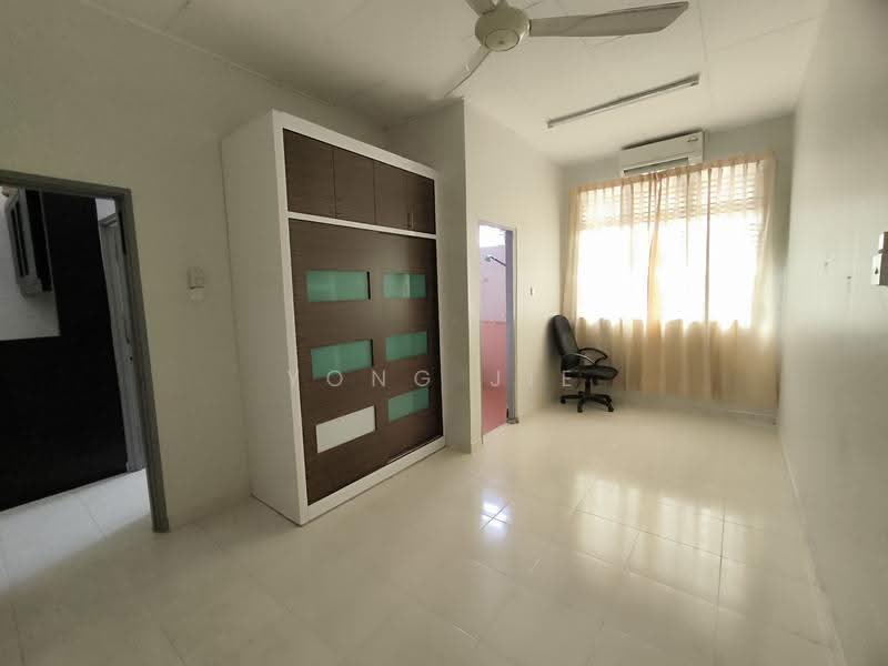 2-storey Terraced House for Rent in Taman Pulai Utama (Skudai) - Yong Jie - Interior - PropertyGuru.com.my