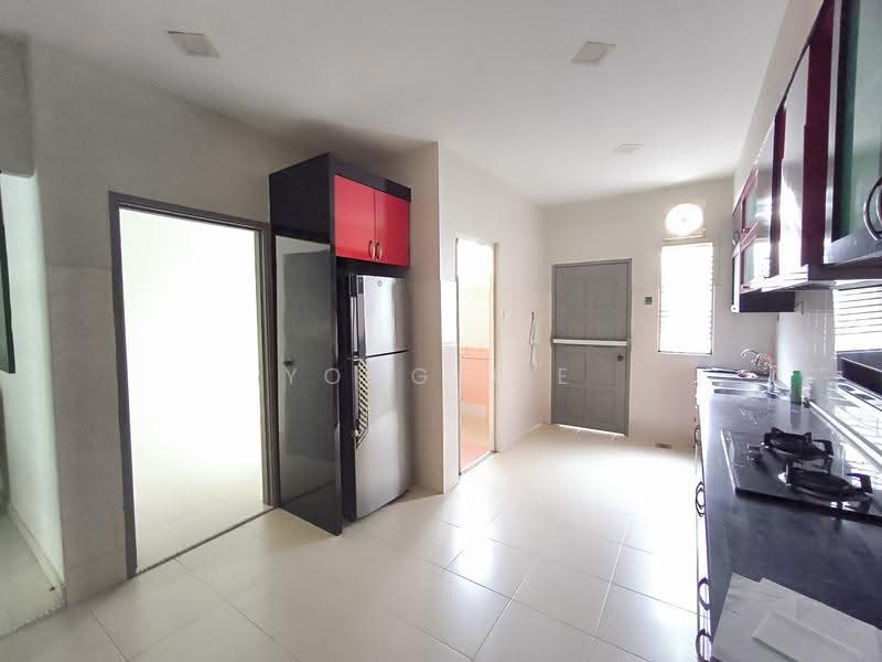 2-storey Terraced House for Rent in Taman Pulai Utama (Skudai) - Yong Jie - Kitchen - PropertyGuru.com.my