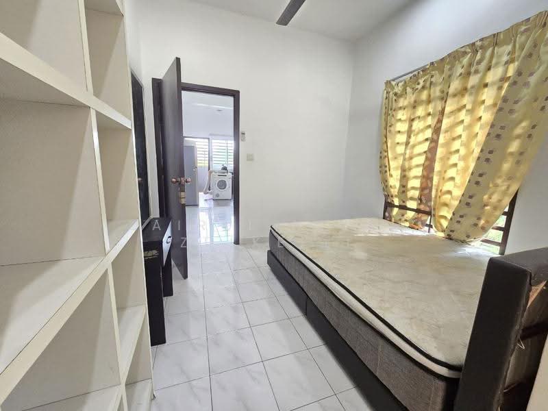 Townhouse for Rent in Taman Tropika 2 (Kajang) - Zairul Asrah Zulkefli - Bedroom - PropertyGuru.com.my