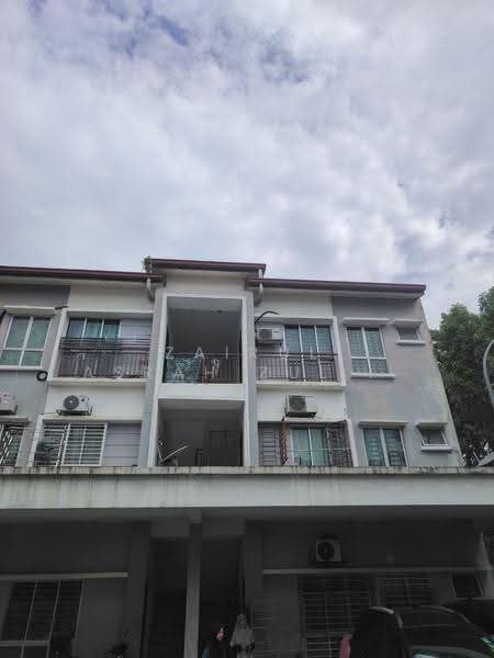 Townhouse for Rent in Taman Tropika 2 (Kajang) - Zairul Asrah Zulkefli - Exterior - PropertyGuru.com.my